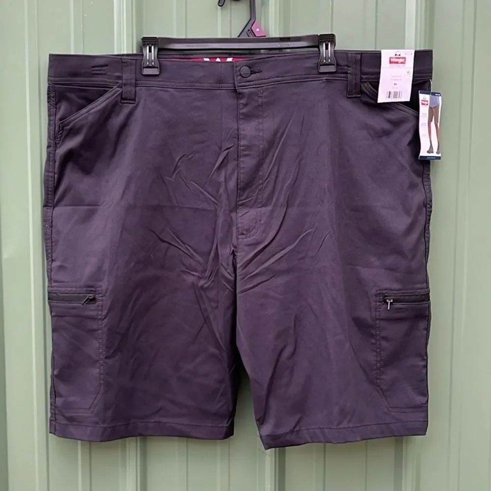 Men's Outdoor Performance Zip Cargo Short with UPF 50+ Size 46
